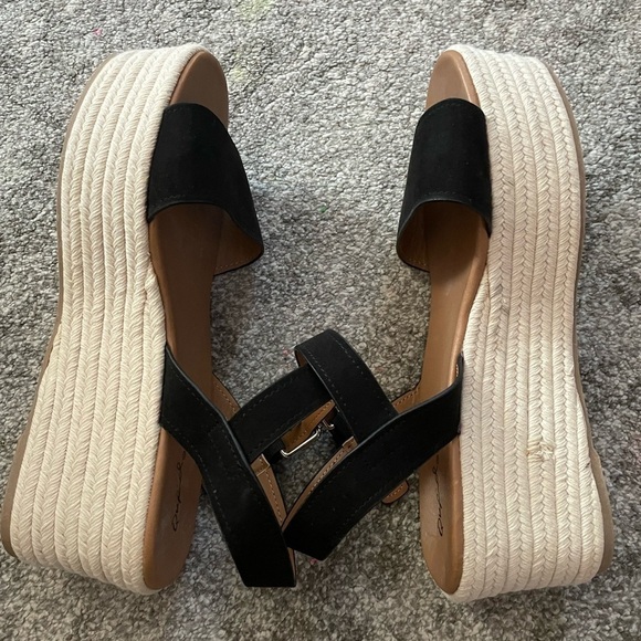 NEW- Qupid Big Bang Espadrille Wedge Sandals - Picture 16 of 17